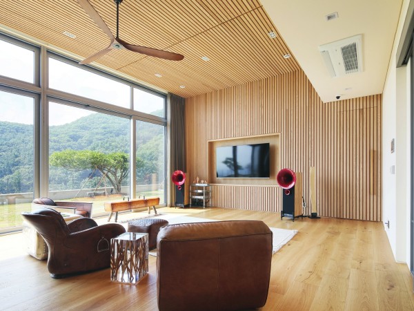 c_127-159 2월호_창간호 특집_-001.jpg