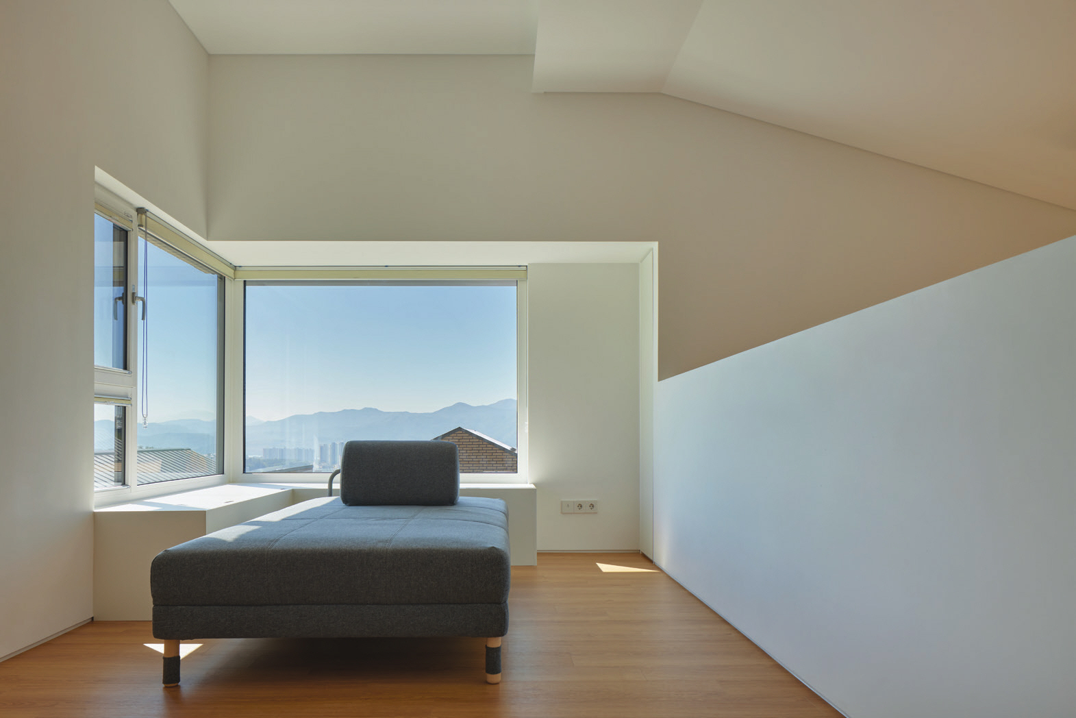 c_098-105 양평유연재_사무소아홉칸_-010.jpg