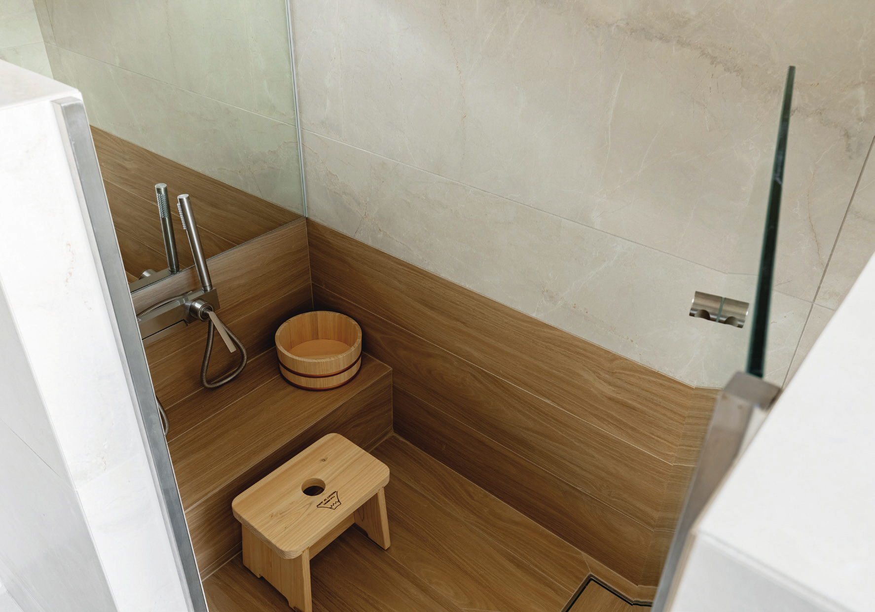 c_112-133 1월호 특집_욕실 인테리어_-022.jpg