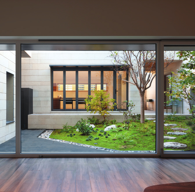 c_166-173 운중동주택_목금토건축_-006.jpg