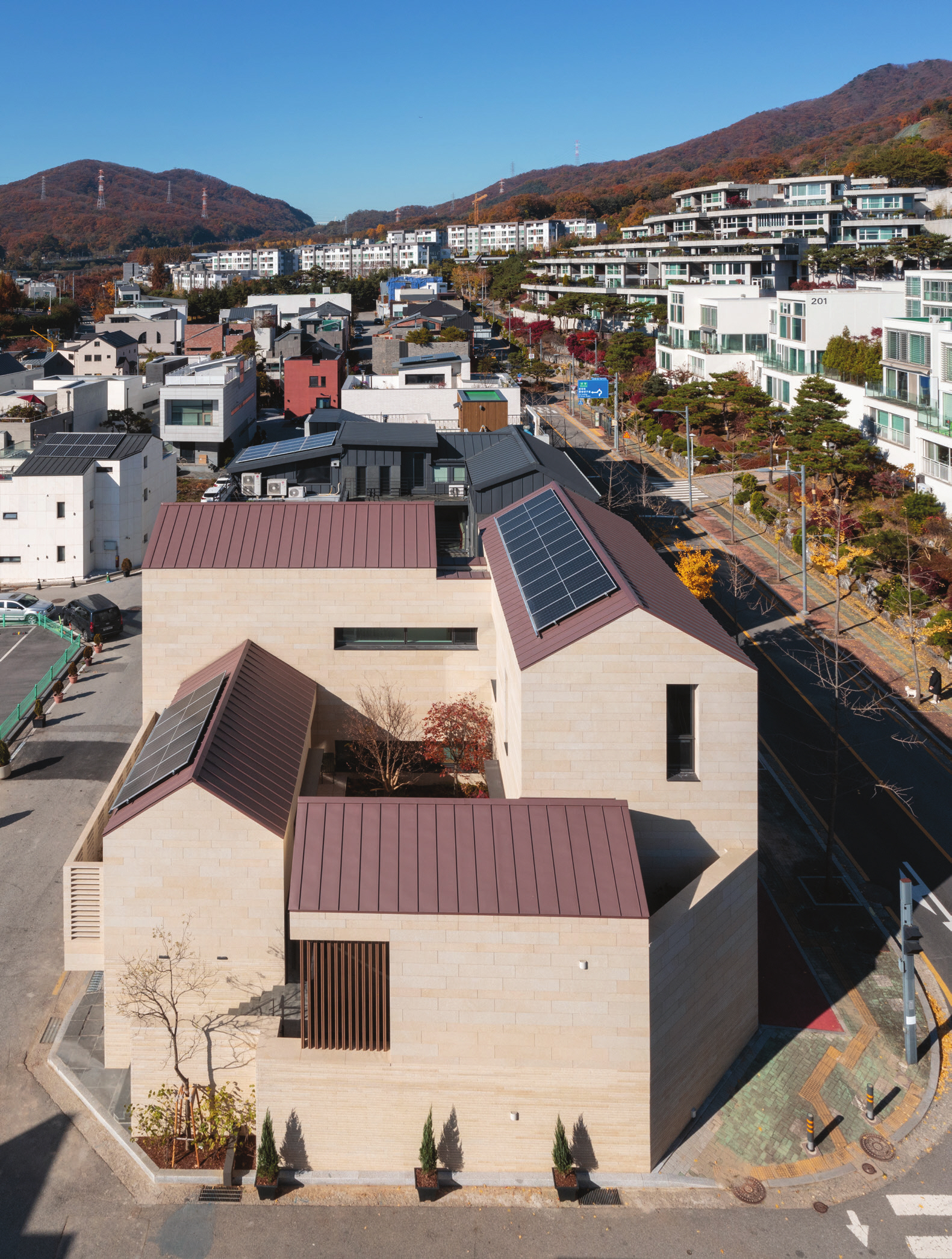 c_166-173 운중동주택_목금토건축_-011.jpg