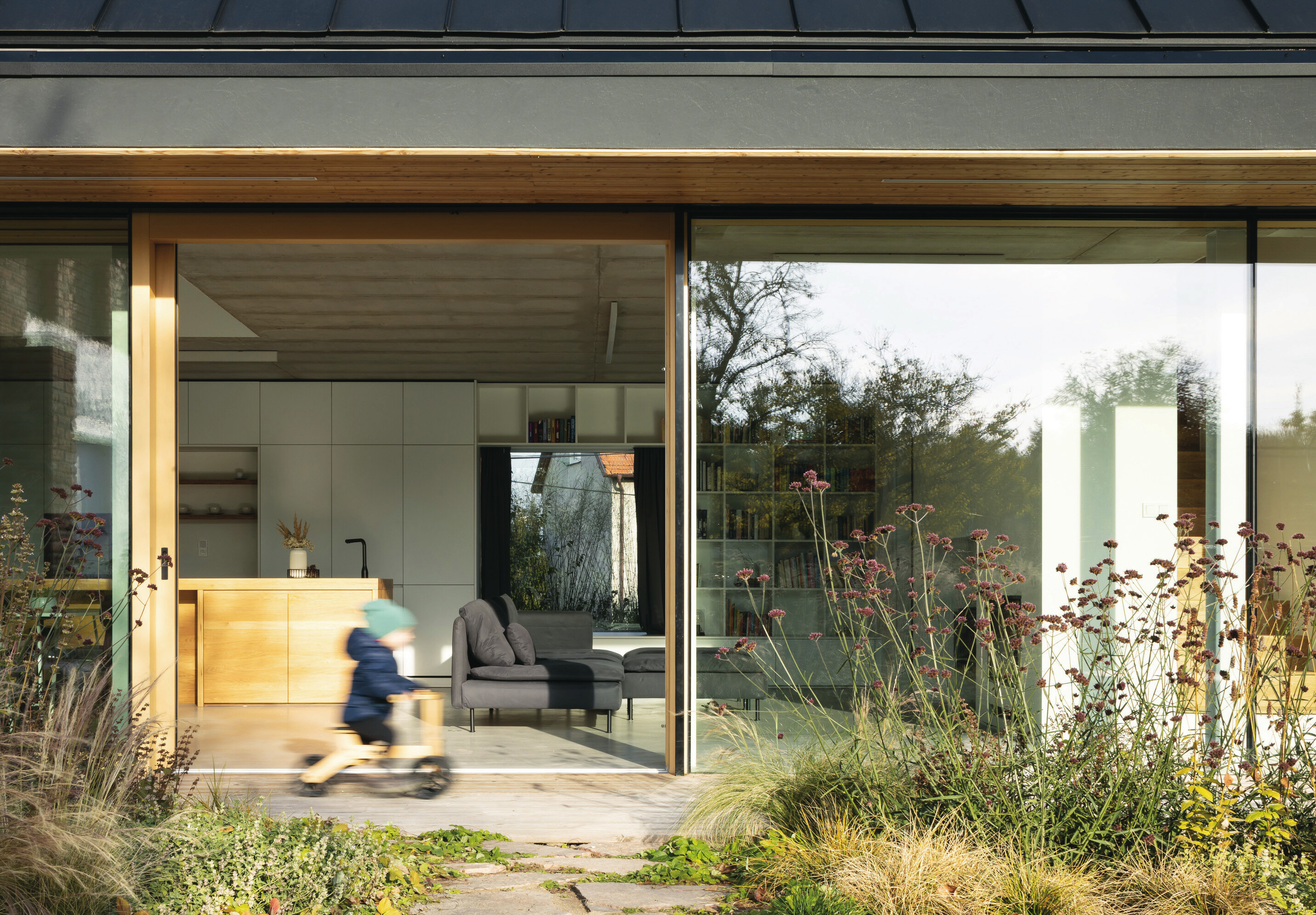 c_194-201 해외주택_8P_-003.jpg