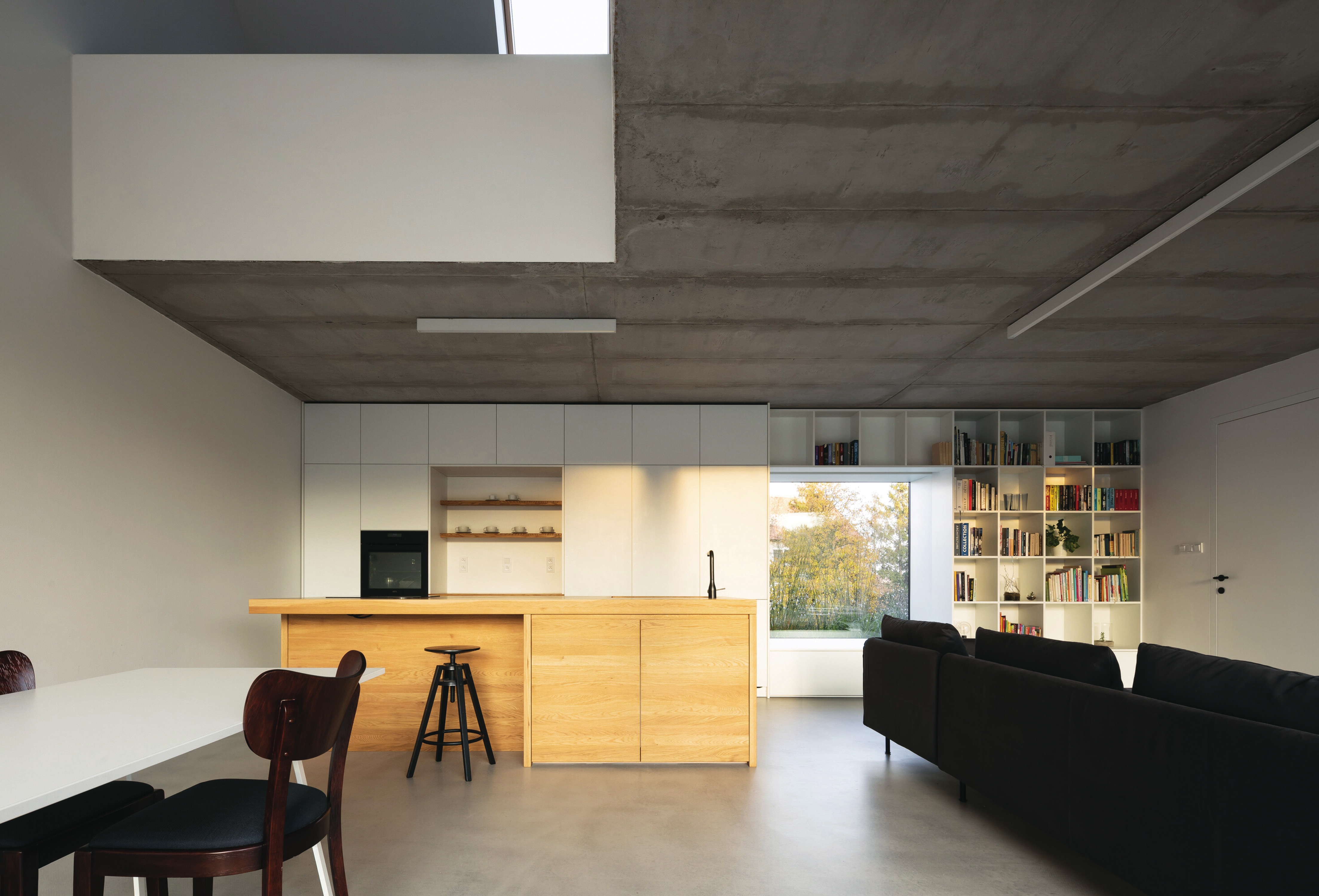 c_194-201 해외주택_8P_-005-horz.jpg