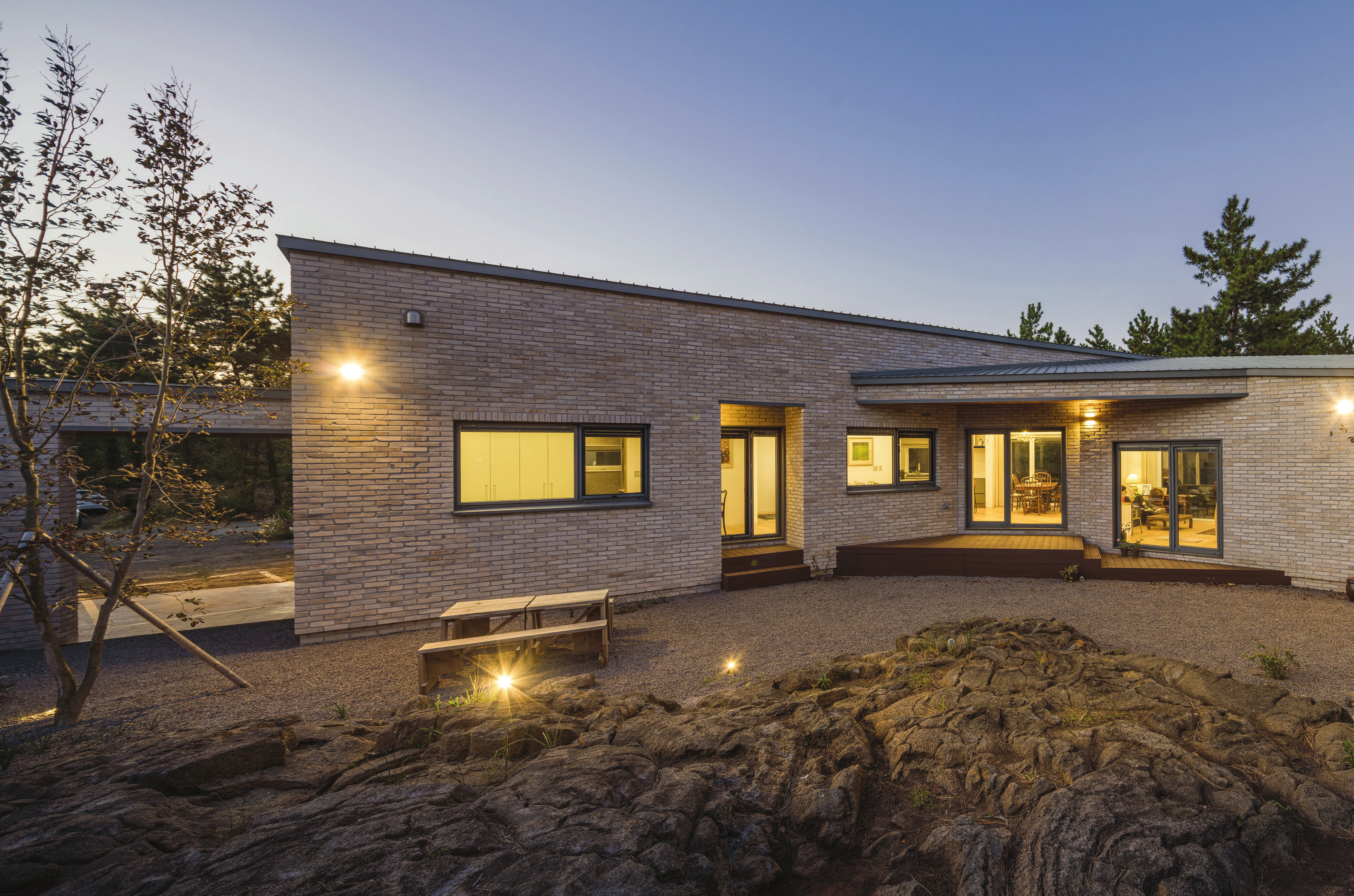 c_040-047 조한준건축_제주협재리주택_-002.jpg