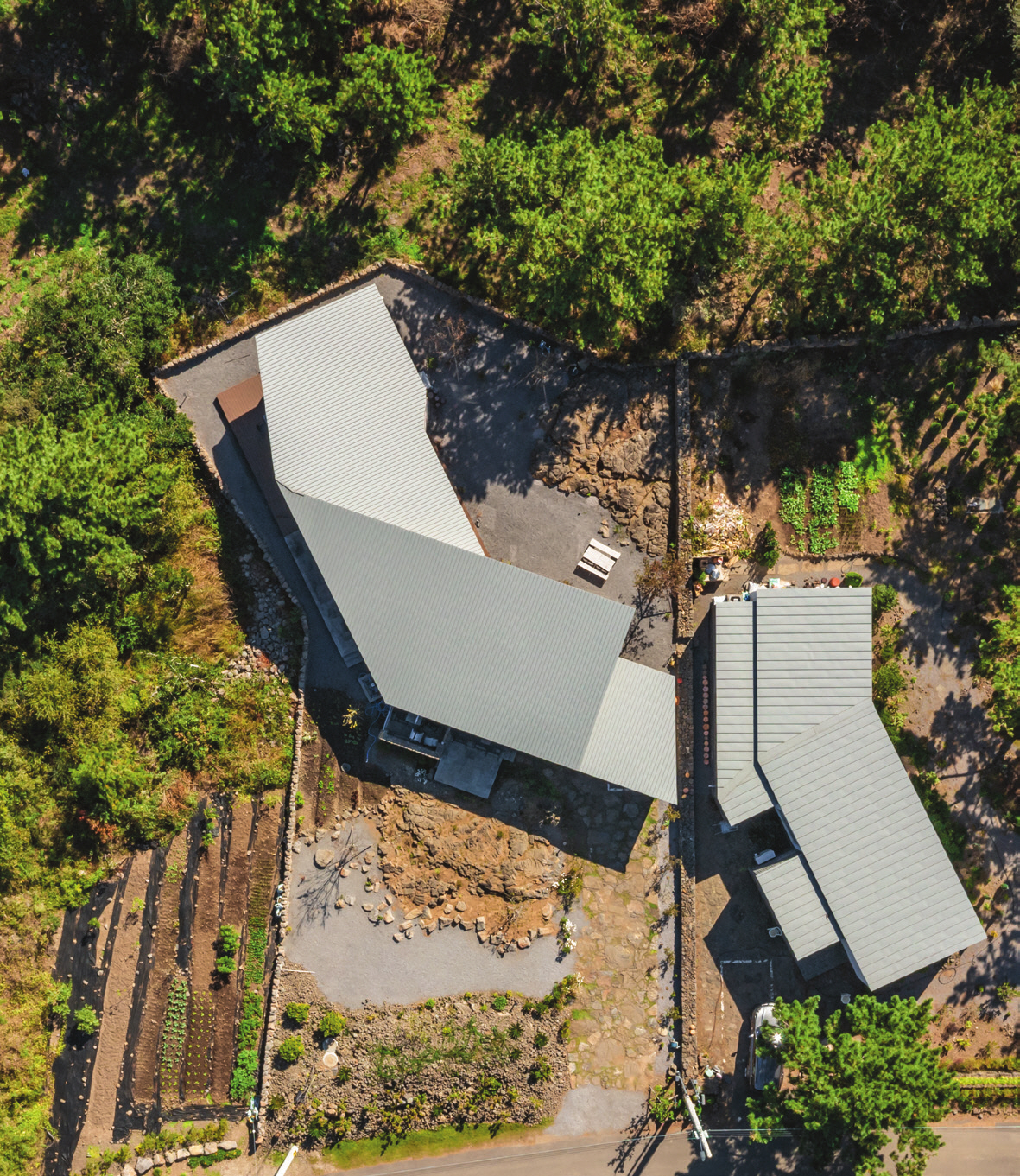 c_040-047 조한준건축_제주협재리주택_-003.jpg