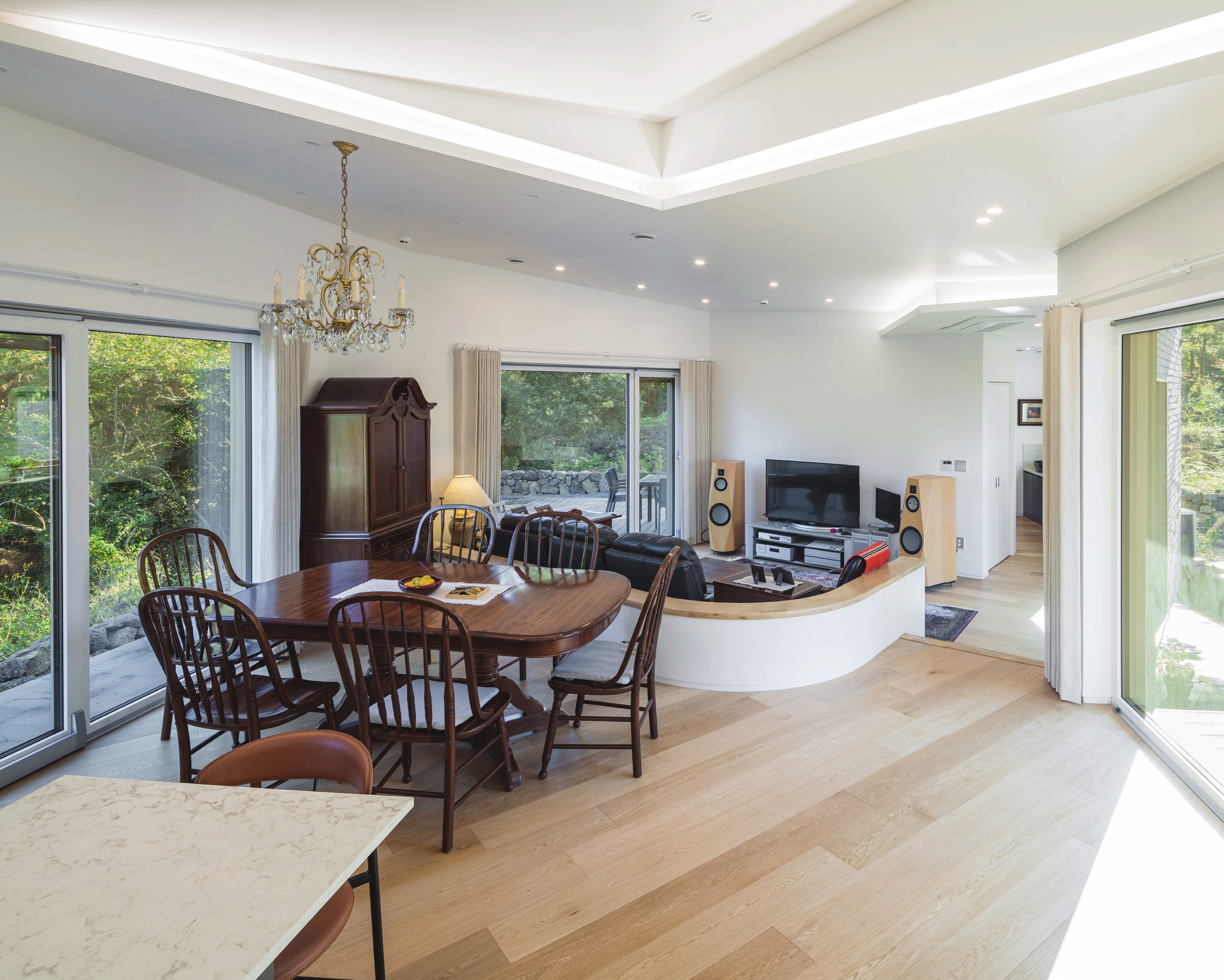 c_040-047 조한준건축_제주협재리주택_-006-horz.jpg