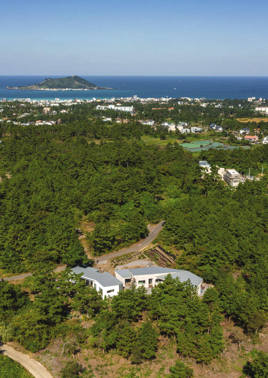 c_040-047 조한준건축_제주협재리주택_-009.jpg