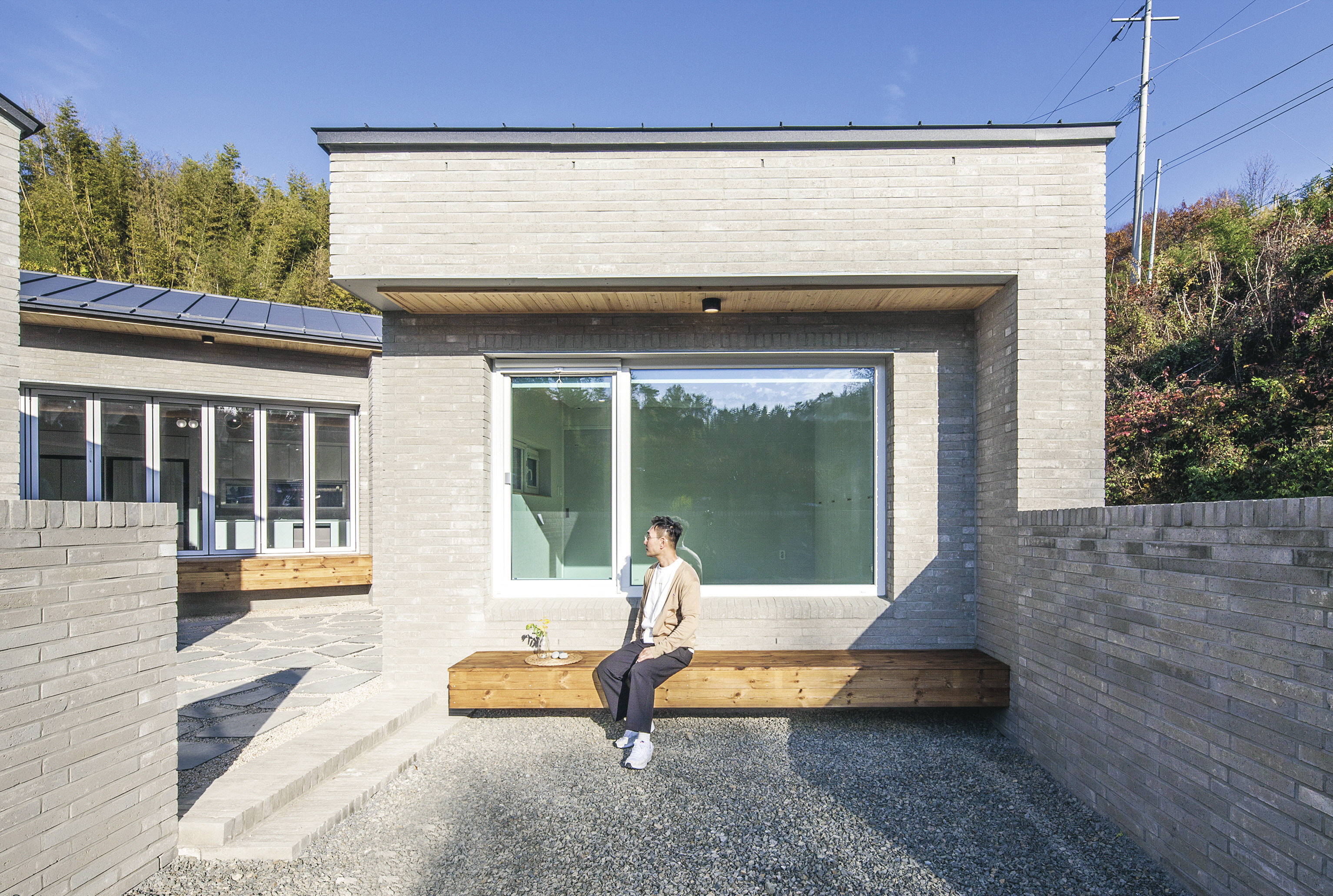 c_054-061 어나더건축_진주삼각집_-002.jpg