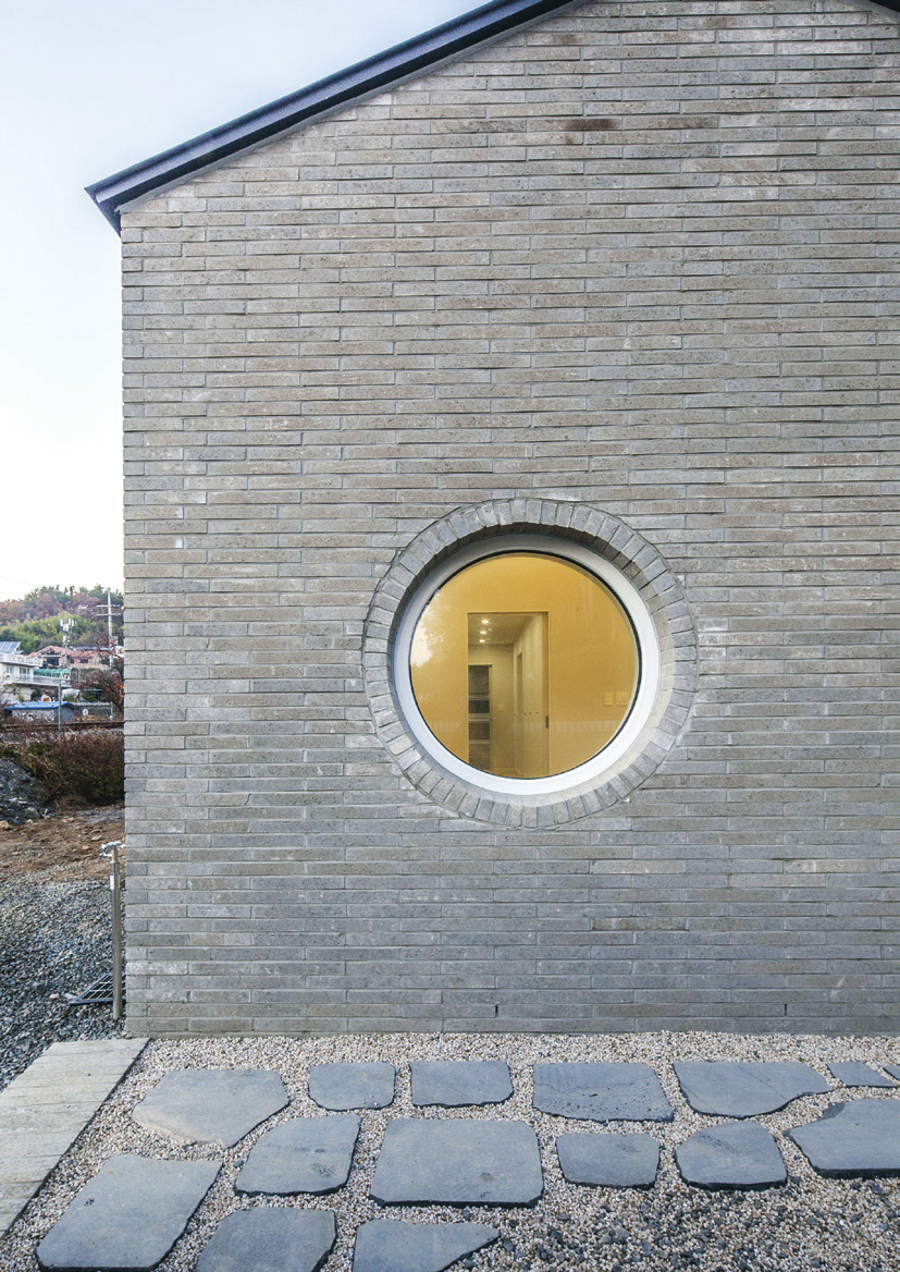 c_054-061 어나더건축_진주삼각집_-019.jpg