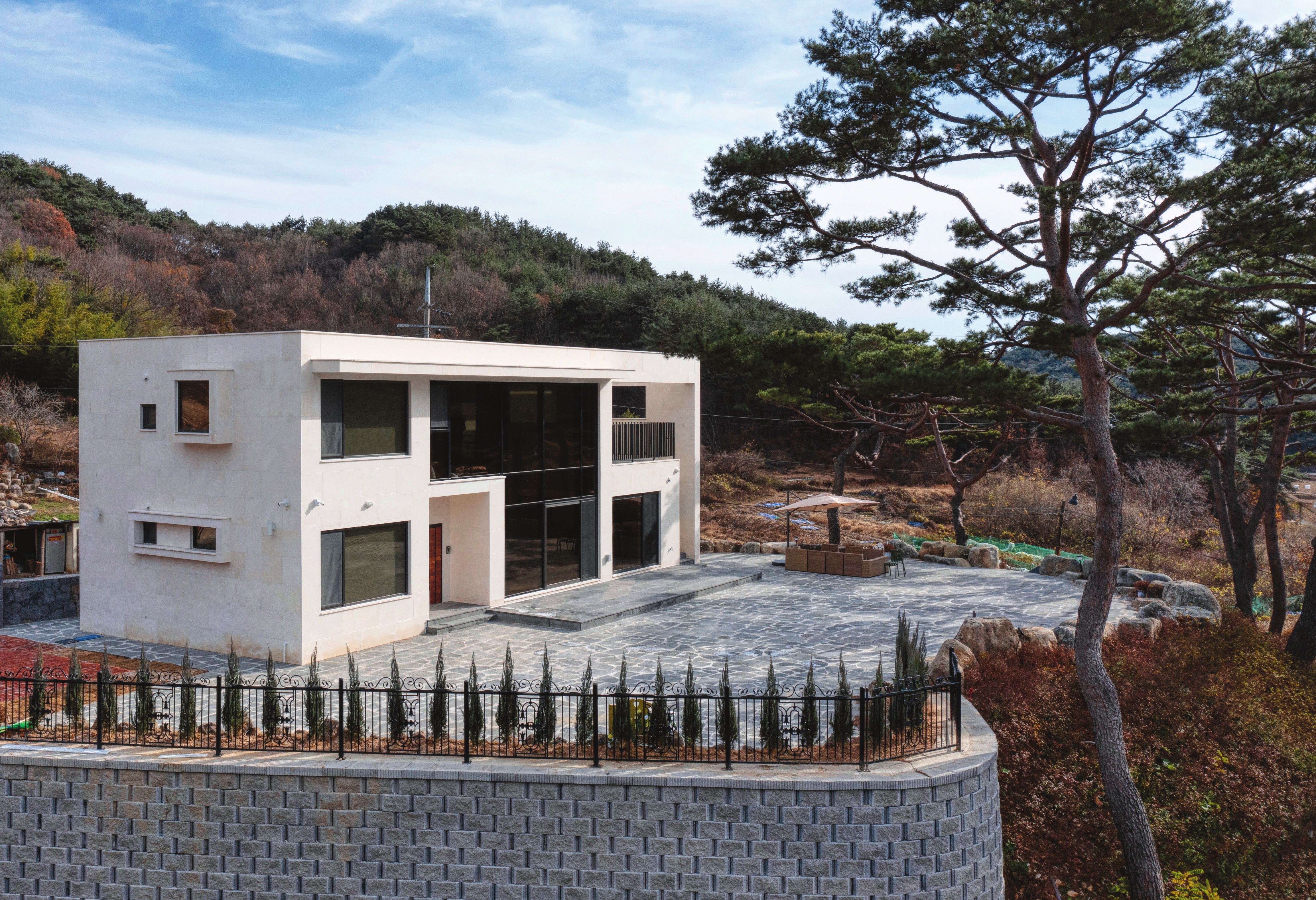 c_070-077 에펠건축_진주주택(표지)_-000-horz.jpg