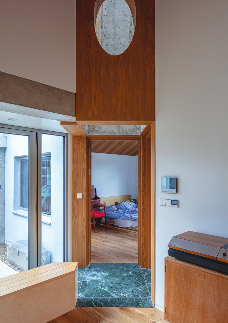 c_096-103 건축가의시선_에이오에이아키텍츠_-006.jpg