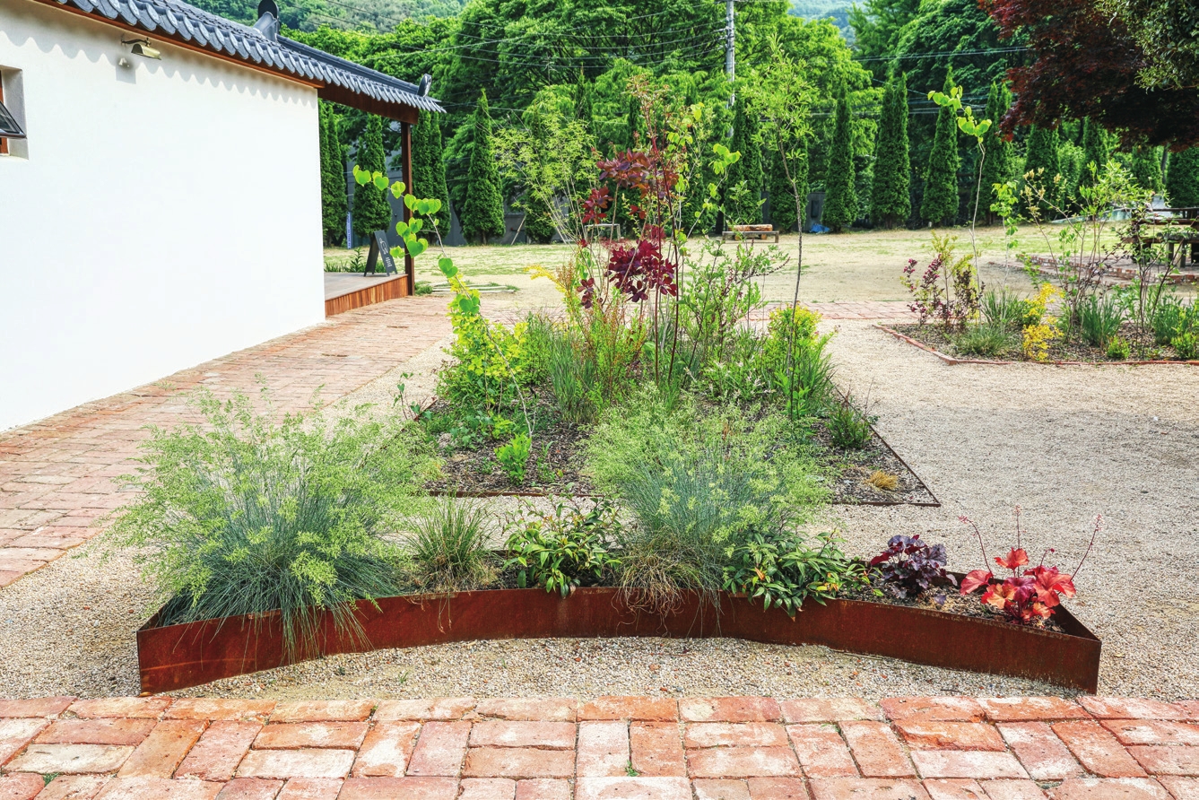 c_120-123 사계절정원_대구 오퐁드부아_-006.jpg