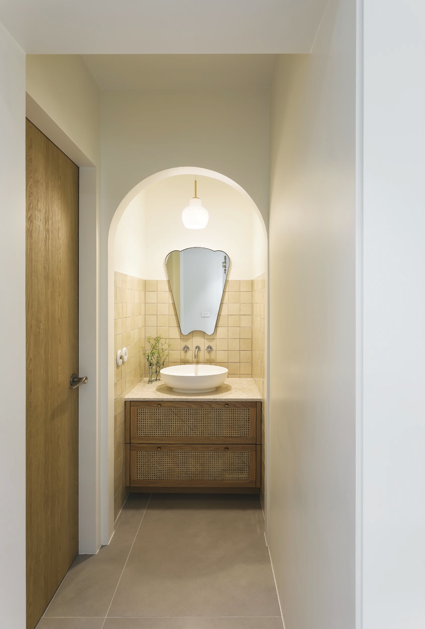 c_160-167 인테리어리모델링_스탠딩피쉬_-010.jpg