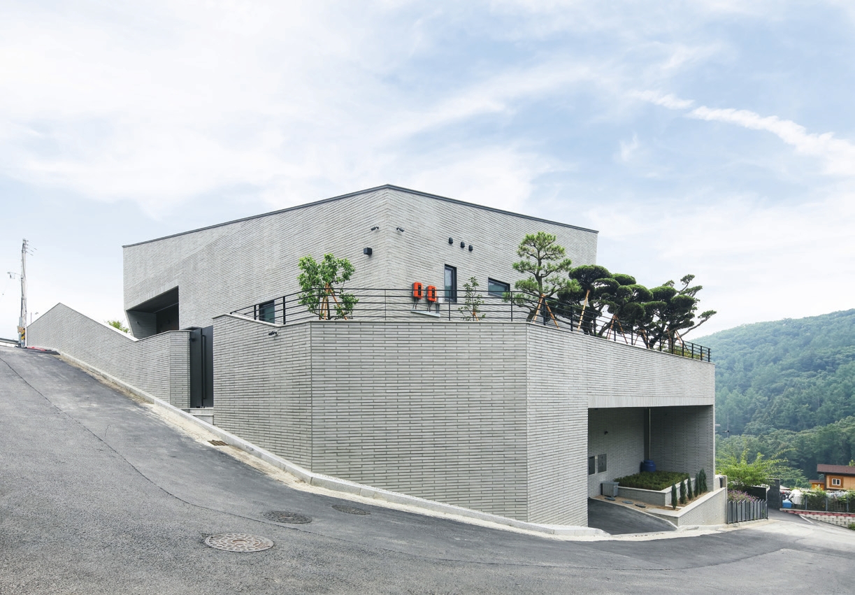 c_127-159 2월호_창간호 특집_-003.jpg