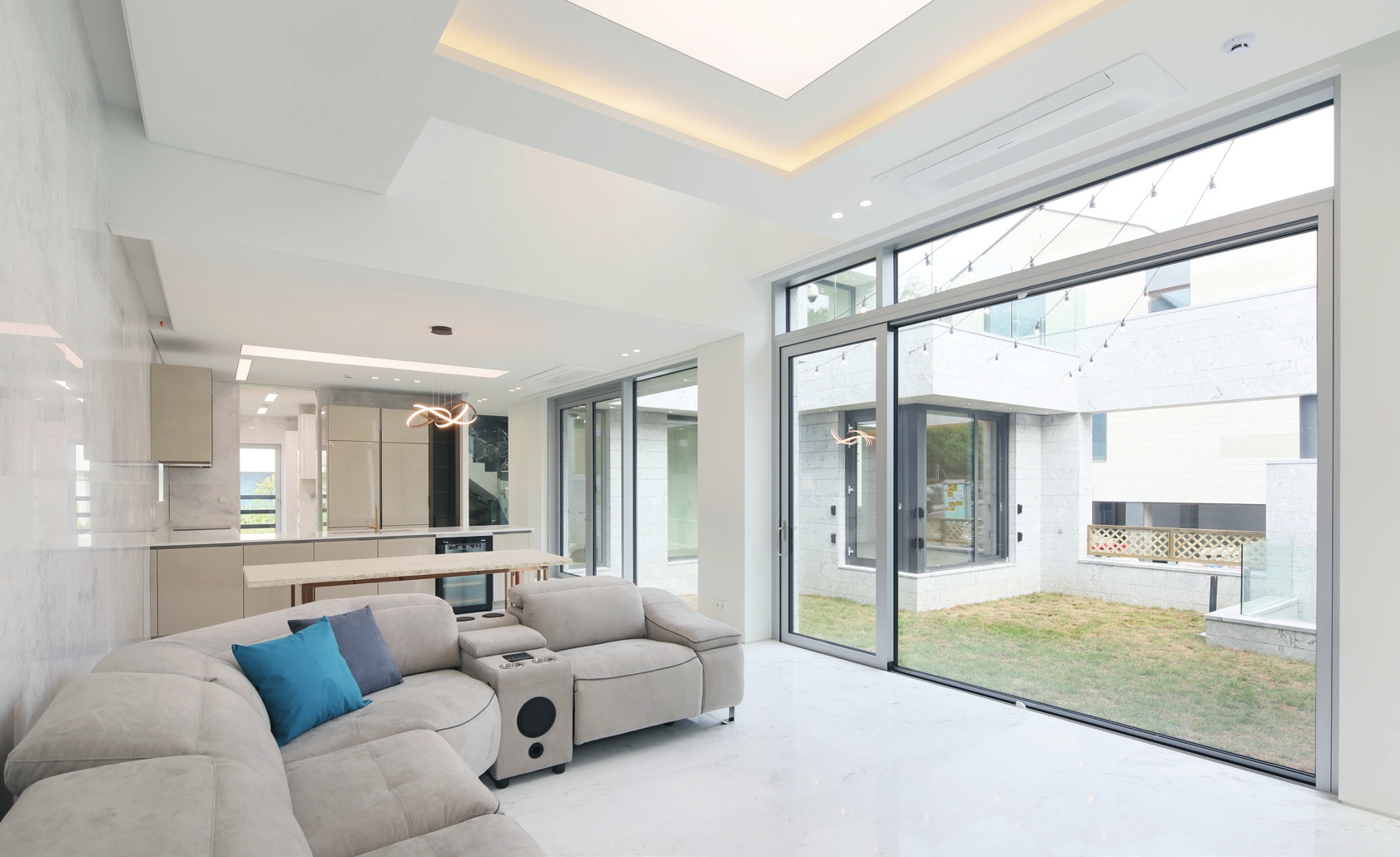 c_127-159 2월호_창간호 특집_-011.jpg