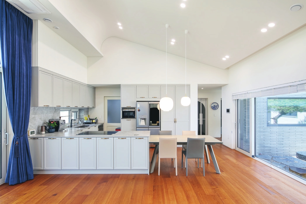 c_127-159 2월호_창간호 특집_-013.jpg