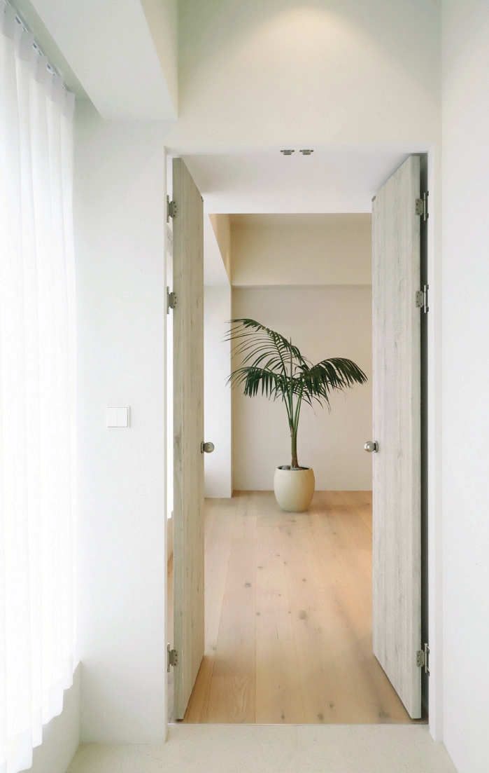 c_180-183 리테일_디자인스튜디오더모노_-003.jpg