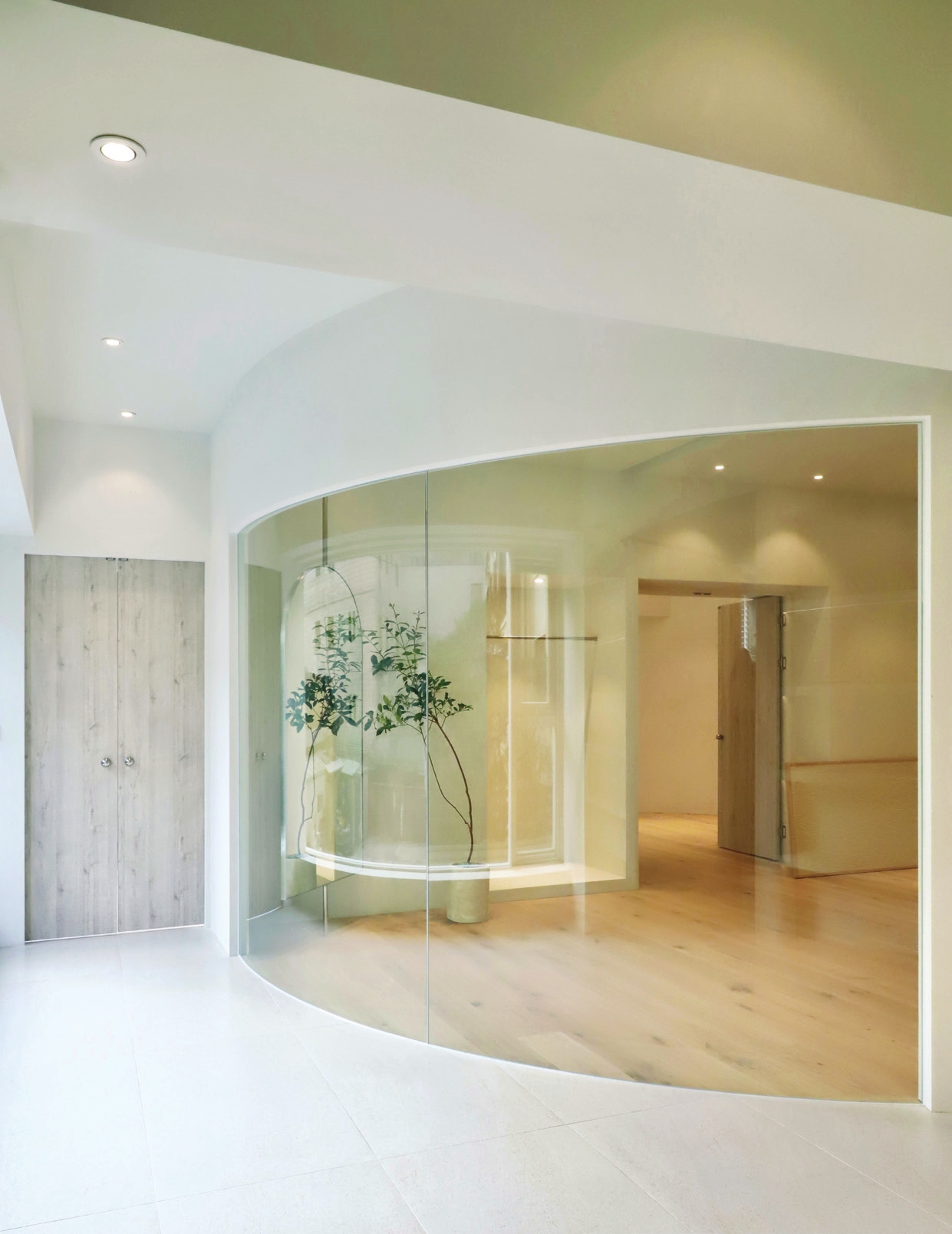 c_180-183 리테일_디자인스튜디오더모노_-008.jpg