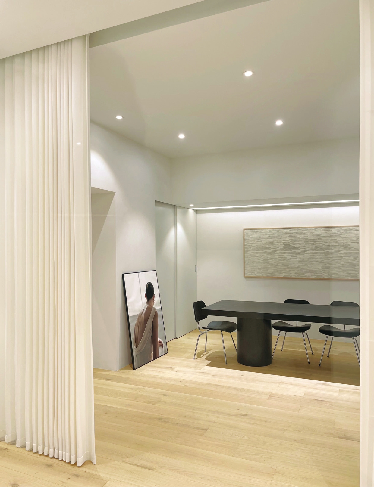 c_180-183 리테일_디자인스튜디오더모노_-006.jpg