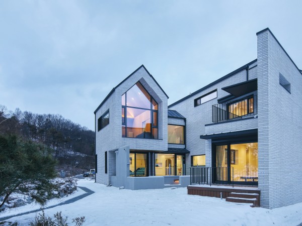 c_042-049 AD호멘토_세종주택_-000-horz.jpg