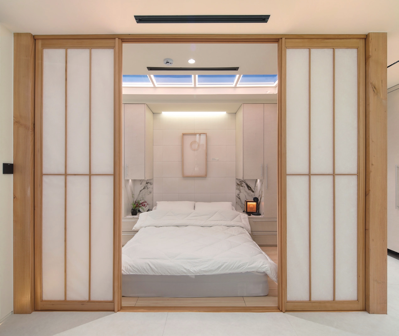 c_086-089 특집-홈플릭스(친친디)(4p)_-003.jpg