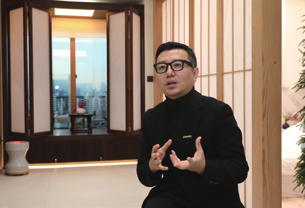 c_086-089 특집-홈플릭스(친친디)(4p)_-005.jpg