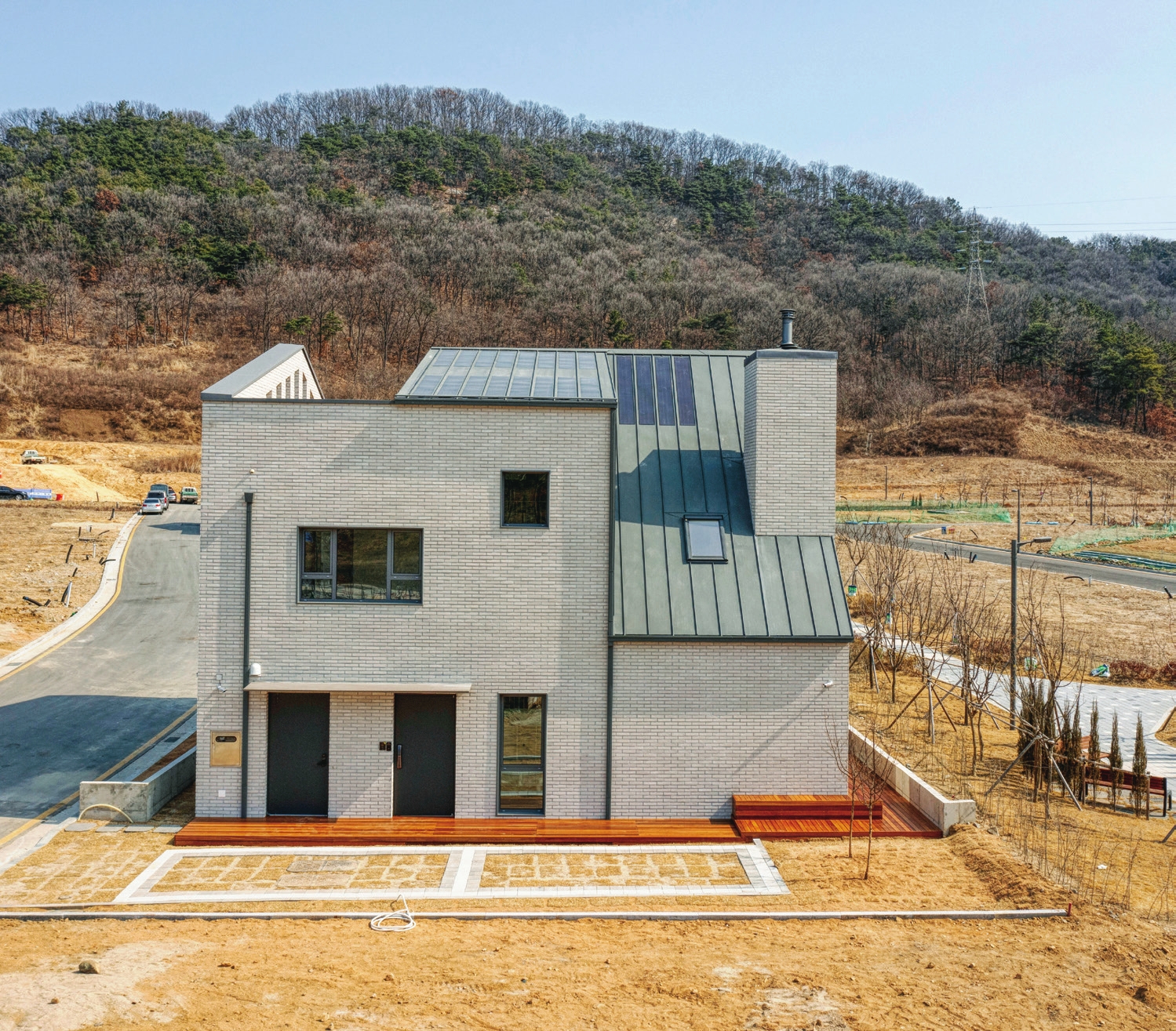 c_066-073 아뜰리에케이제이_하우스컬처(표지)_-002.jpg