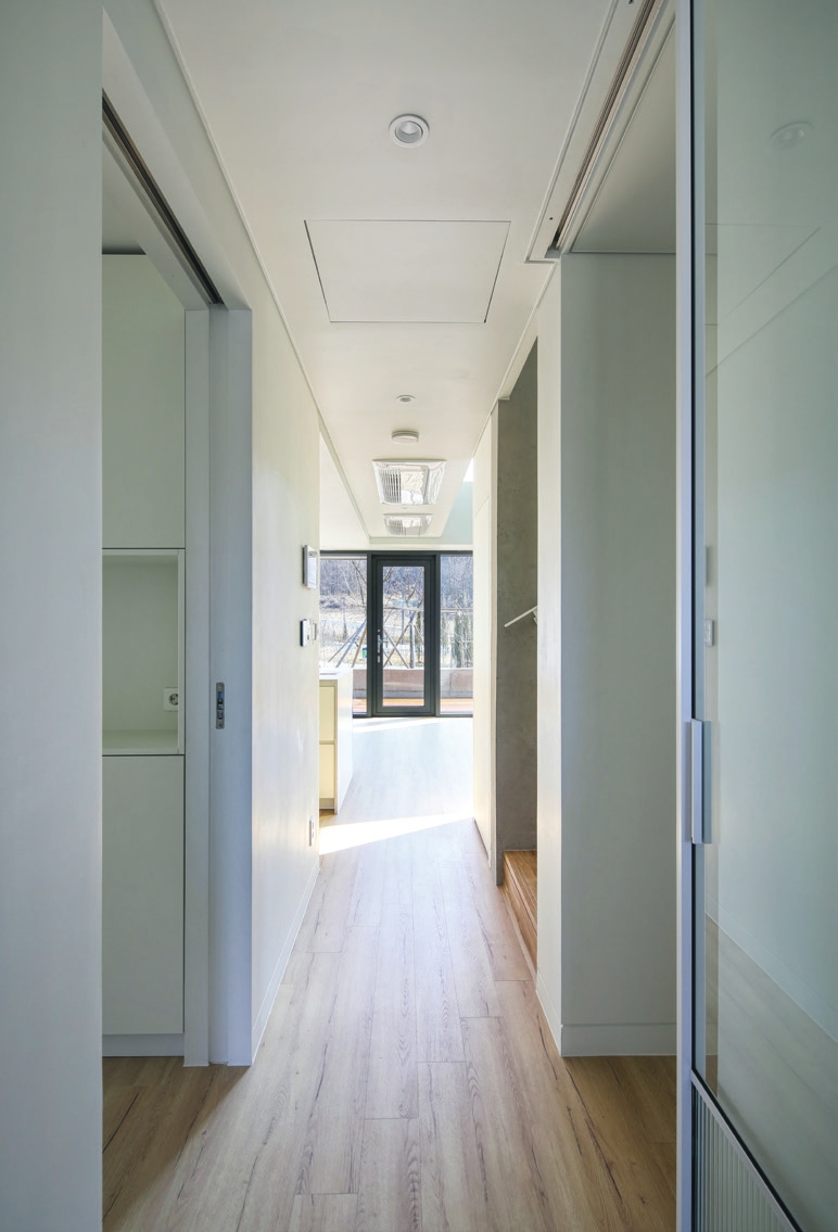 c_066-073 아뜰리에케이제이_하우스컬처(표지)_-008.jpg