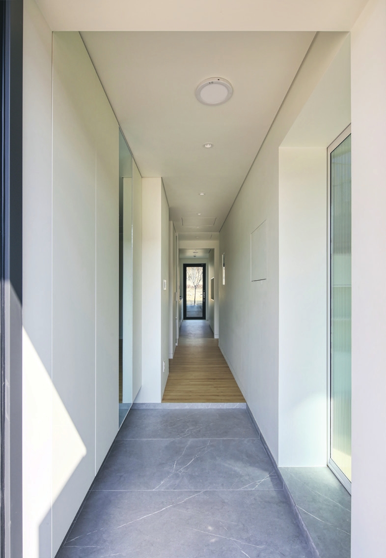 c_066-073 아뜰리에케이제이_하우스컬처(표지)_-009.jpg