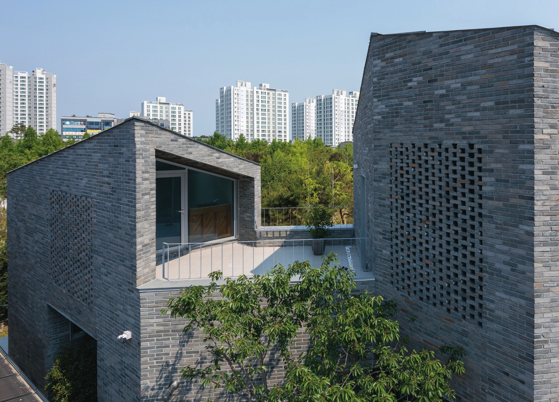 c_040-047 건축가의시선_리슈건축_-008.jpg